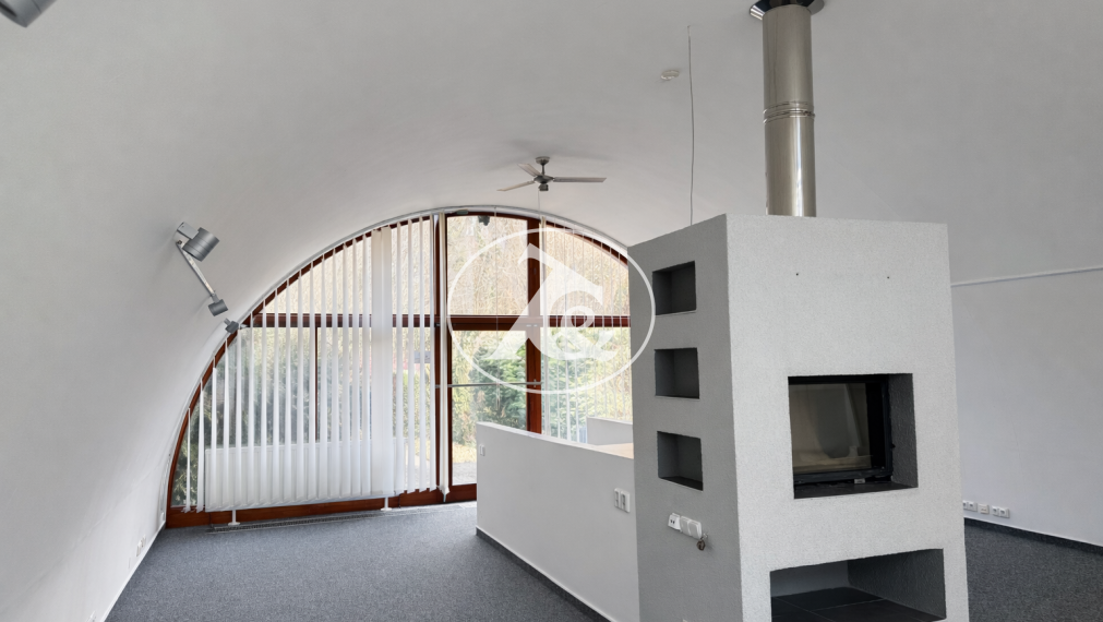 !!! MIMORIADNA PONUKA !!! Dom na bývanie aj podnikanie