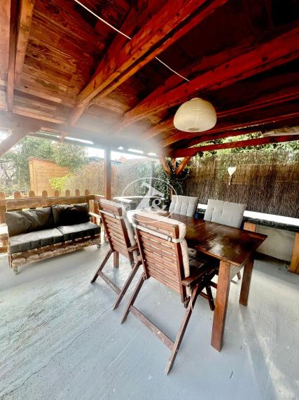 NA PREDAJ: Rodinný dom, ktorý si zamilujete – pokojné bývanie s atmosférou domova, Ivanka pri Dunaji