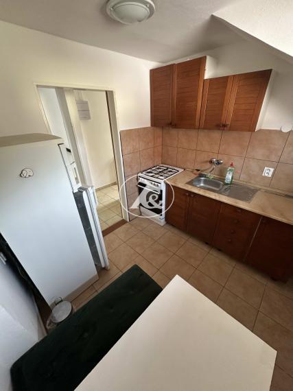 Prenájom- Bratislava III/Koliba - Brečtanová ul. - romantického 3i bytu v rodinnom dome, na rozhraní mesta a lesa