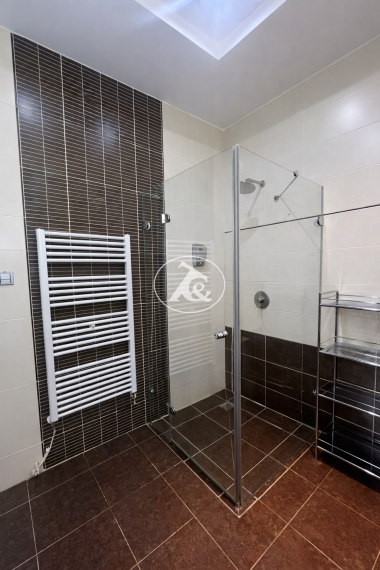 Nadštandardný rodinný dom na Alžbetinom ostrove – exkluzívna lokalita, súkromie a komfort