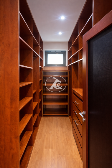 Nadštandardný rodinný dom na Alžbetinom ostrove – exkluzívna lokalita, súkromie a komfort