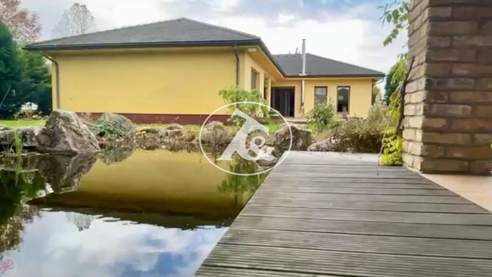 Nadštandardný rodinný dom na Alžbetinom ostrove – exkluzívna lokalita, súkromie a komfort