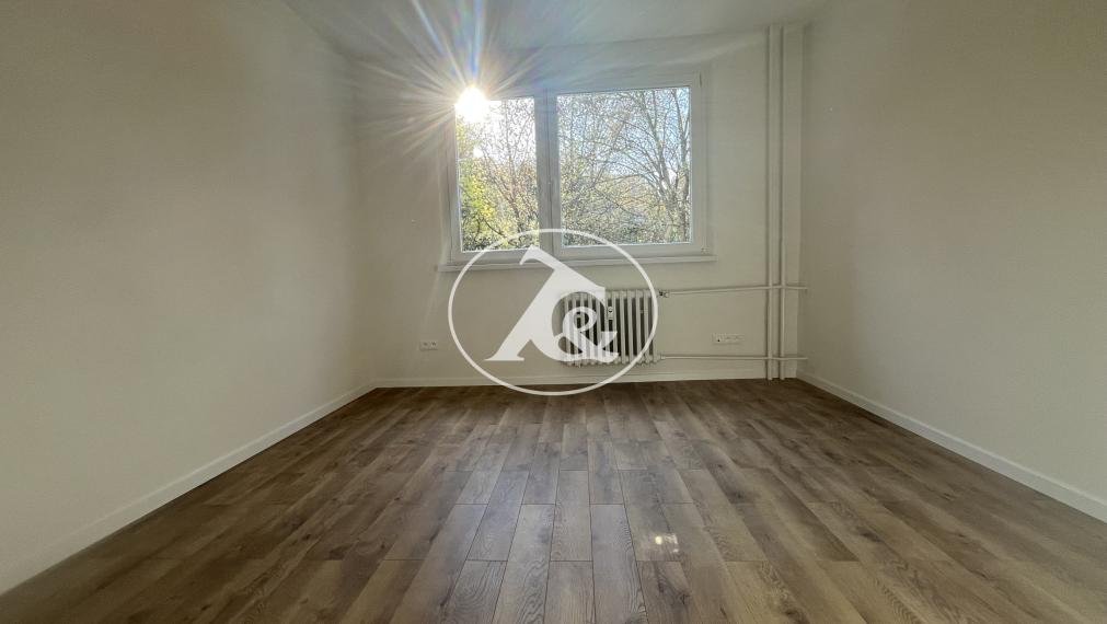 Predaj zrekonštruovaného 4.izb. bytu v blízkosti Devínskej Kobyly – Tranovského ulica.