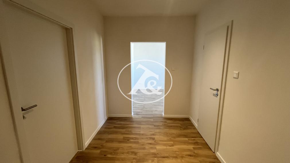 Predaj zrekonštruovaného 4.izb. bytu v blízkosti Devínskej Kobyly – Tranovského ulica.