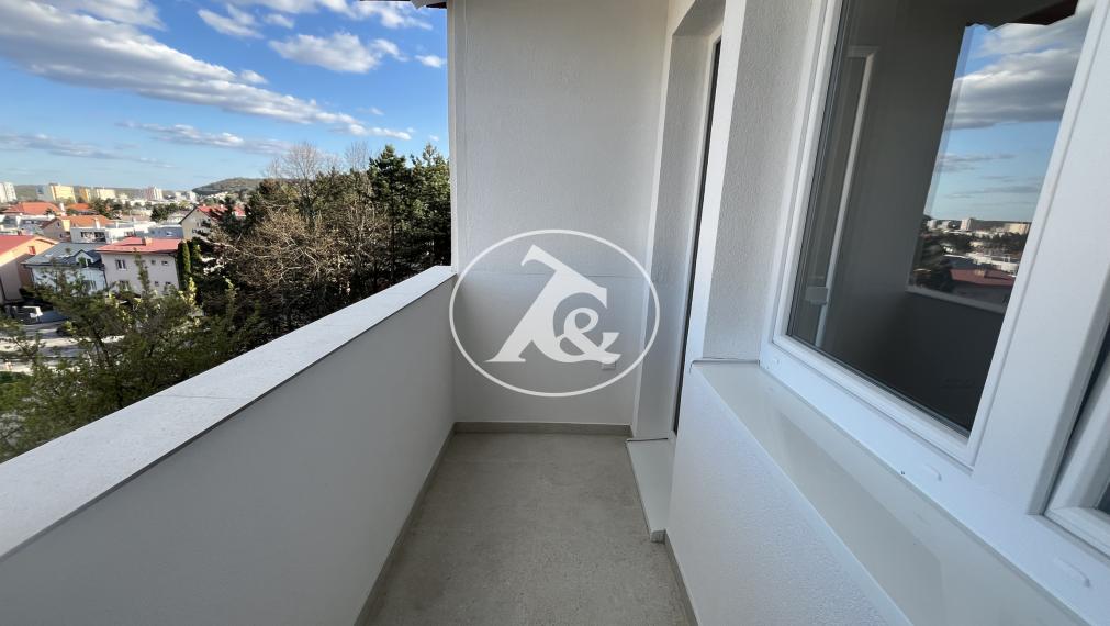 Predaj zrekonštruovaného 4.izb. bytu v blízkosti Devínskej Kobyly – Tranovského ulica.