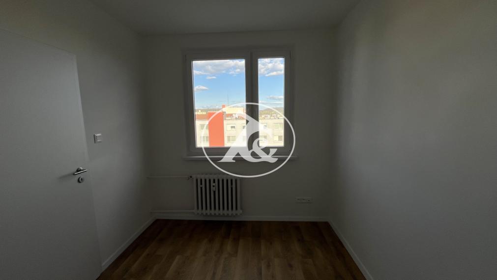 Predaj zrekonštruovaného 4.izb. bytu v blízkosti Devínskej Kobyly – Tranovského ulica.