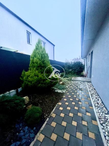 Moderné bývanie v tichej časti nových rodinných domov - Malé Leváre