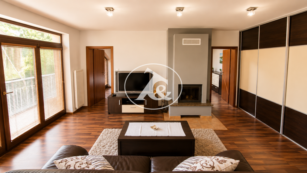 3-izbový apartmán s krbom, terasou a garážovým státím – Tále, Nízke Tatry