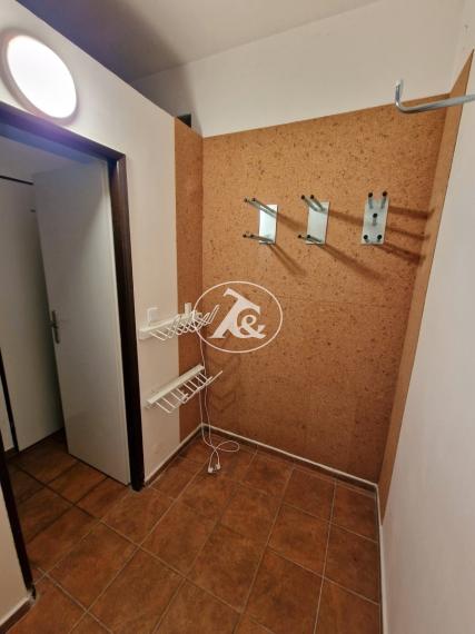 3-izbový apartmán s krbom, terasou a garážovým státím – Tále, Nízke Tatry