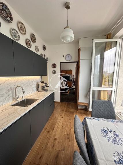 Predaj 2-izbového bytu s balkónom v Karlovej Vsi – Adámiho ul., 49,47 m² s potenciálom podľa vlastných predstáv