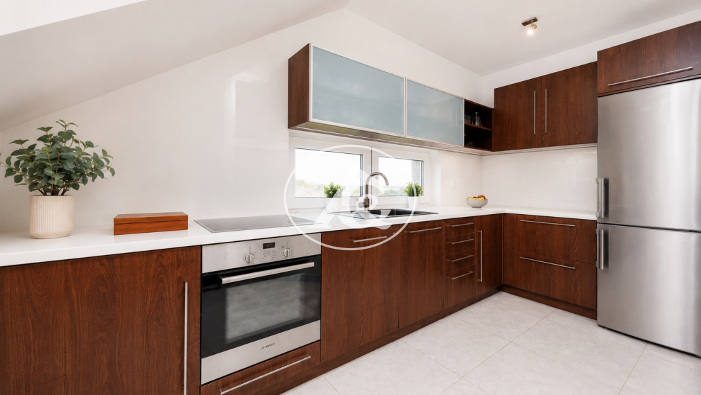 MODERNÝ 3-IZBOVÝ MEZONETOVÝ BYT S BALKÓNOM V CENTRE MESTA PEZINOK