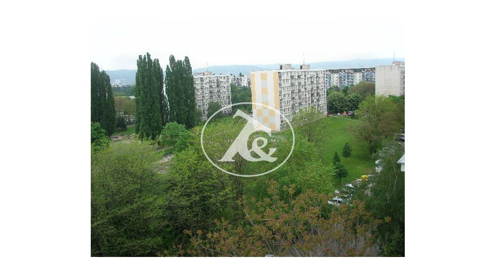 PRENÁJOM VEĽMI PEKNEJ ZARIADENEJ GARZONKY V TICHOM PROSTREDÍ PLNOM ZELENE,RUŽINOV(ŠTEFUNKOVA UL)