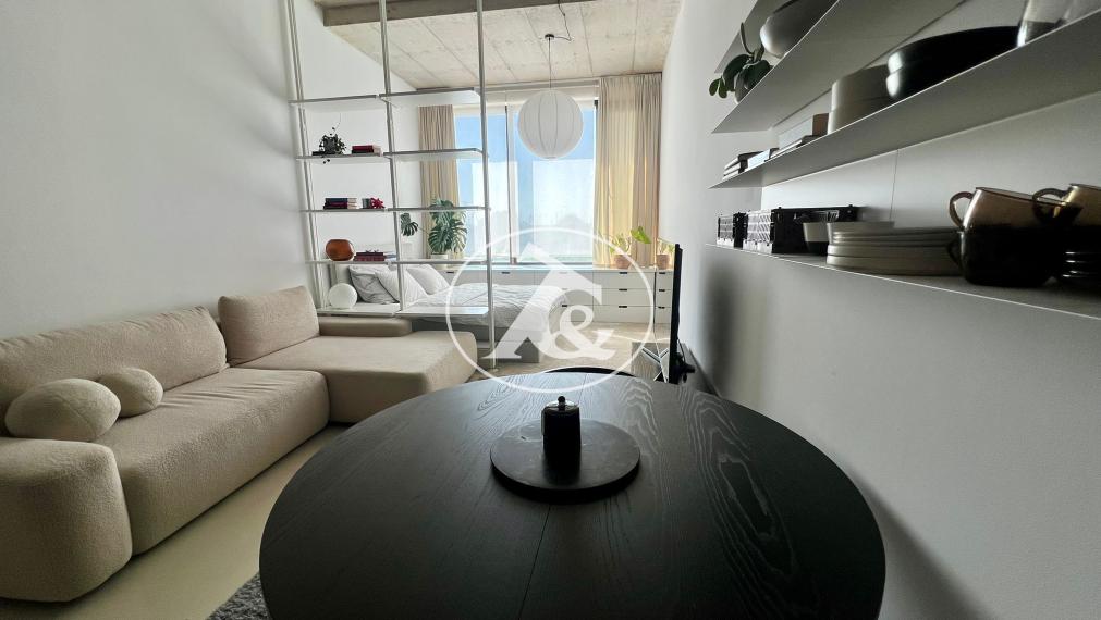 PREDAJ EXKLUZÍVNEHO 1-IZB. KOMPLET ZARIADENÉHO BYTU V PRÉMIOVOM PROJEKTE APOLLO RESIDENCE (Chalúpkova 4)
