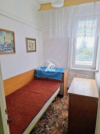 HĽADÁTE NOVÉ BÝVANIE V DOBREJ LOKALITE ? PONÚKAME NA PREDAJ 3,5-IZB.BYT NA MARTINČEKOVEJ UL. V RUŽINOVE