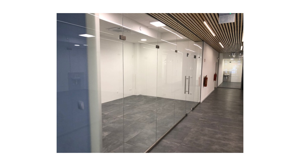 Obchodný priestor - 75 m2 s výkladom na prízemí v AFK !