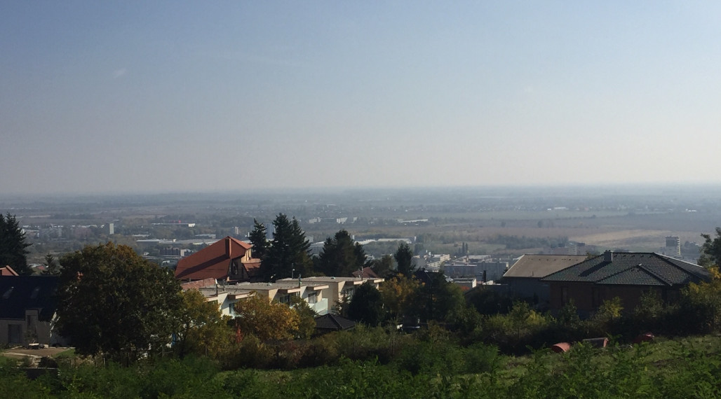 Predaj atraktívneho pozemku s neobmedzeným výhľadom v Rači - Popolná ul.