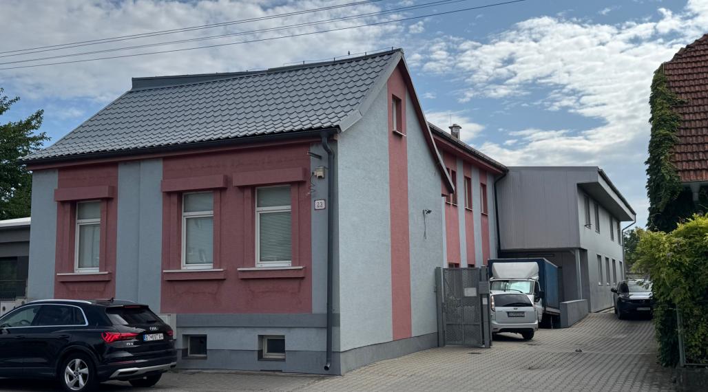 Polyfunkčná budova – obchod, služby, výroba, sklady