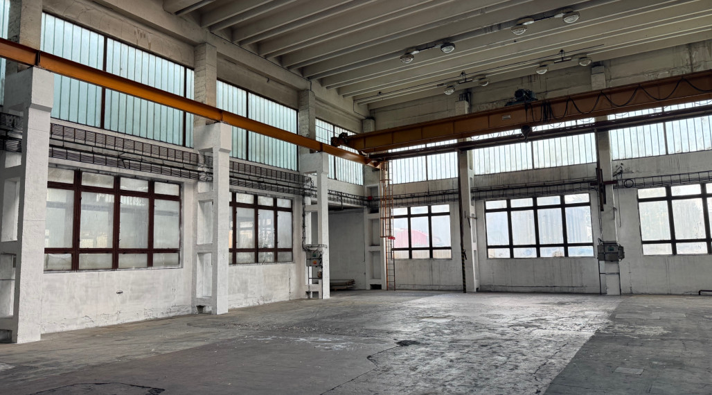 Prenájom nezateplenej haly 648 m2 - výroba. sklad...