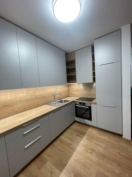 Predaj 2-izbového bytu s loggiou, pivnicou a parkovaním – projekt Zelené Záluhy