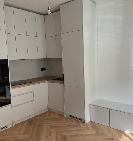 Prenájom moderne zrekonštruovaného 3.izb.bytu na Sibirskej ul.