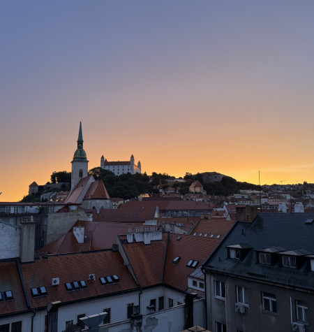 Na predaj 3-izbový byt na Hviezdoslavovom nám. Bratislava