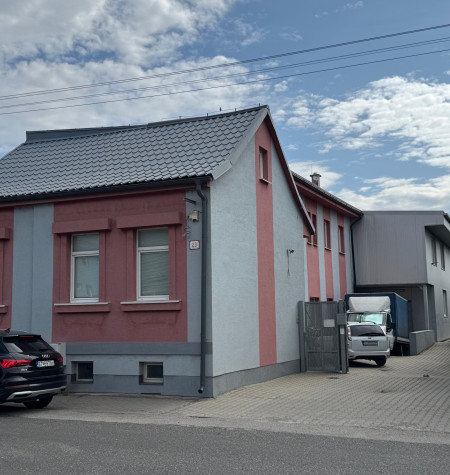 Polyfunkčná budova – obchod, služby, výroba, sklady