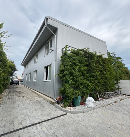 Polyfunkčná budova – obchod, služby, výroba, sklady