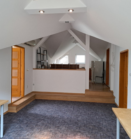 NEBYTOVÝ PRIESTOR V RD V STAROM MESTE, UL.PRI HABÁNSKOM MLYNE, 84 M2