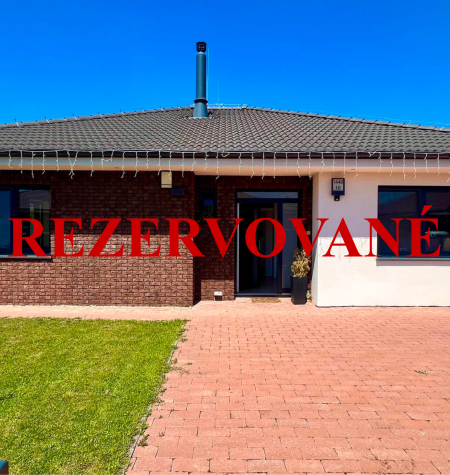 Moderný 5-izbový bungalov v zabývanej časti Miloslavova