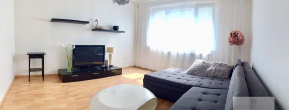 NOVO ZREKONŠTRUOVANÝ KOMPLETNE ZARIADENÝ 4-IZB. BYT S LOGGIOU ČAKÁ NA PRVÉHO NÁJOMCU,PRTRŽALKA-WOLKROVA UL