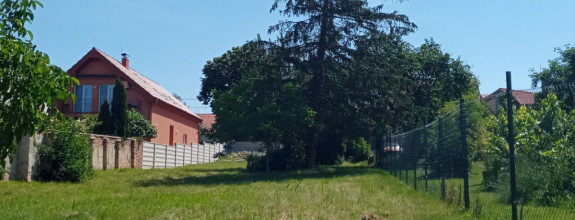 ZAUJÍMAVÝ STAVEBNÝ POZEMOK V DEVÍNSKEJ NOVEJ VSI S VÝMEROU 2932 M2