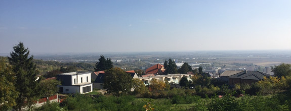 Predaj atraktívneho pozemku s neobmedzeným výhľadom v Rači - Popolná ul.