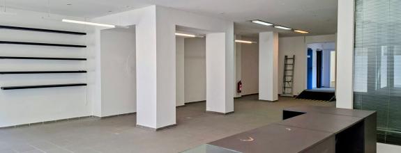 CENTRUM MESTA - VYSOKÁ UL., - KOMERČNÝ PRIESTOR O VÝMERE 187 M2 S VÝKLADMI DO ULICE